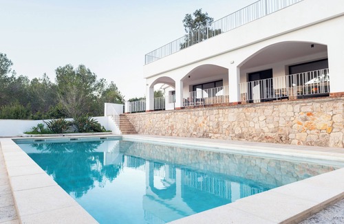 Alzira Villa | Ginkgo House