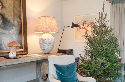 Beaulieu House | Gins Barn