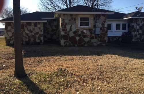 McAlester House | Giraffe House