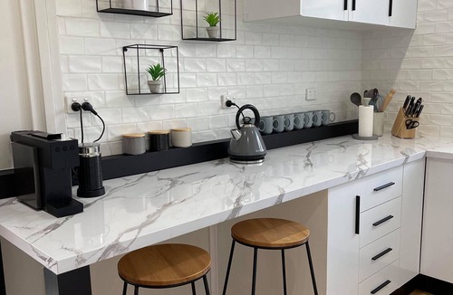 Cessnock House | 'Giralang' - a star amongst the Hunter Valley