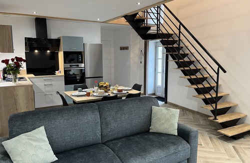 Bresdon House | #girouette