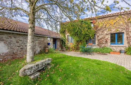 Rives de l'Yon House | Gite à La Ferme