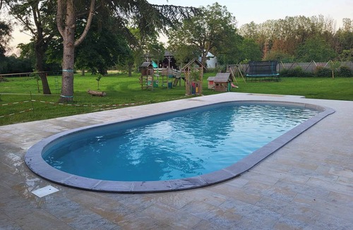 Couffy House | Gite Écurie