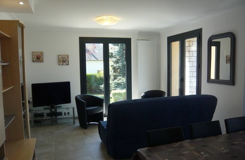 Epieds-en-Beauce Cottage | Gite Épieds-en-Beauce, 4 bedrooms, 8 persons