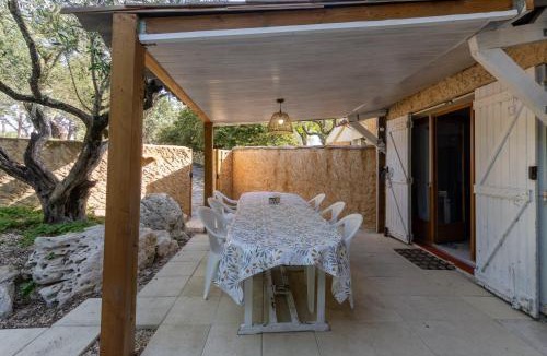 Saint-Sauveur-de-Cruzieres House | Gite 1 - La Tour
