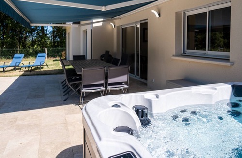 Saumur House | Gite 10 Pers Saumur Piscine & SPA