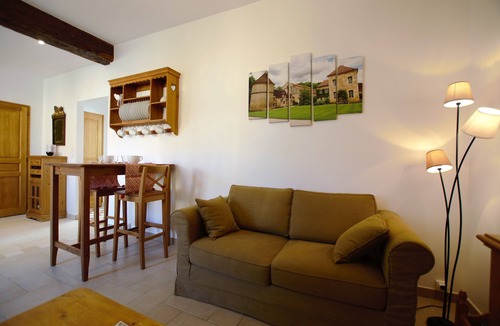 Avallon House | GITE 2 PERS - HEATED POOL - PONY