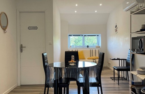 Lorris Apartment | Gîte 2 to 4 pers. Heart of Orleans forest & SPA HAMMAM wellness area