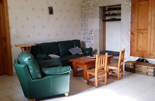 Septmoncel les Molunes Apartment | GITE 3 BEDROOMS 9 BEDS