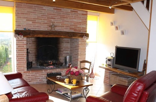 Lafrancaise House | GITE 3CLESVACANCES SWIMMING POOL BILLARD WIFI BIKES VIEW ON THE COUNTRYSIDE