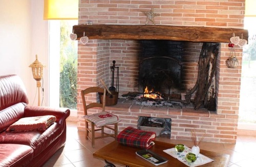 Lafrancaise House | GITE 3CLESVACANCES SWIMMING POOL BILLARD WIFI BIKES VIEW ON THE COUNTRYSIDE