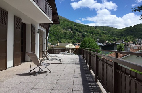 Ax-les-Thermes Apartment | GITE 4* 300m village terrace 100 m²sauna private parking wifi sports room