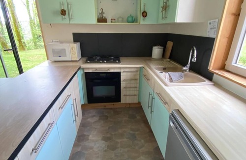 Doissat Cottage | Gîte 4 pers KASSANDRE, ideal for visiting the Périgord, swimming pool