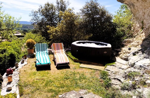 Simiane-la-Rotonde House | Gîte 4★ with swimming pool & SPA - Panoramic view, terraces in Provence
