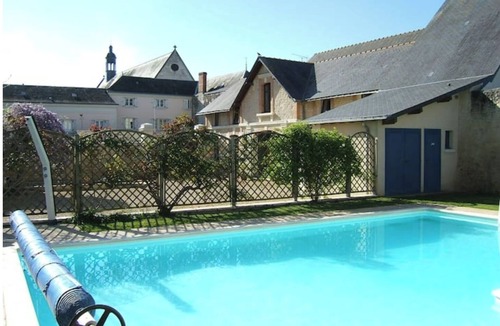 Montreuil-Bellay Apartment | Gite 4p, 2ch Montreuil Bellay, historic residence