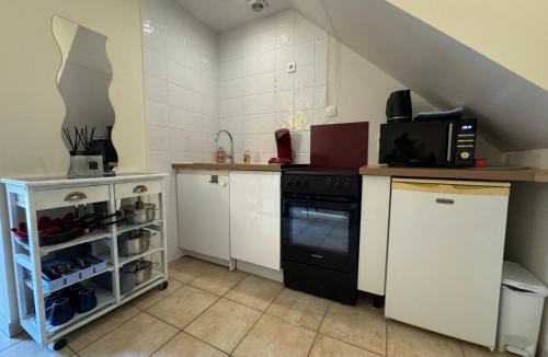 Meyrals House | Gîte 4p with views, terrace with heated pool - La Violette