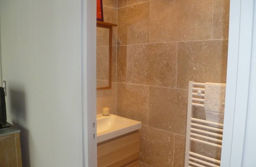 Bruges Apartment | Gite 5 km from Bodeaux