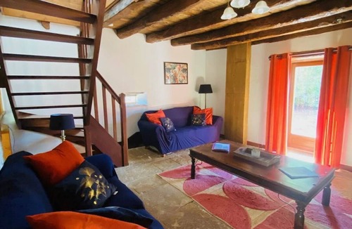 Gramat Cabin | Gite 6 people - “Le Romarin”