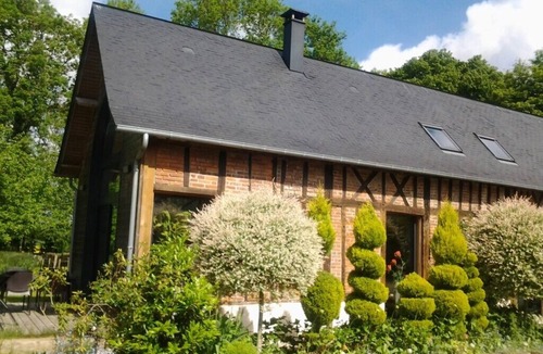 Beauval-en-Caux House | Gite 6p pleine nature:LE POMMIER parc 5000m2 jeux cabanes ,feu de bois,mer 2Omn.