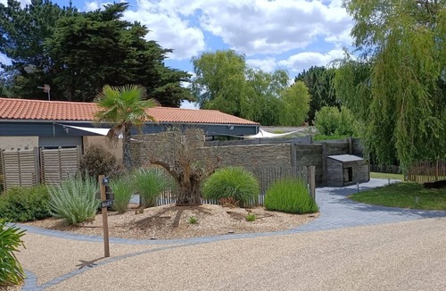 Les Moutiers-en-Retz House | GITE 8 persons 15 min walk from the beach with swimming pool and spa