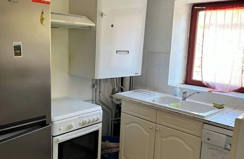 Avene Cottage | Gite abeille, Comfortable and quiet house