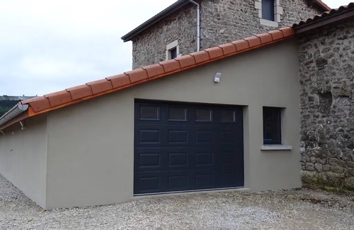 Marlhes Cottage | Gîte “Airellier Du Pilat” with Mountain View, Private Terrace, and Wi-Fi