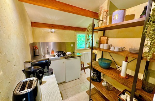 La Bruguiere Apartment | Gîte amidst the vines