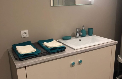 Roncq House | Gite ANAREM center Roncq 4 pers 38 C