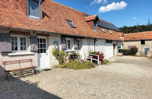 Chatillon-sur-Indre House | Gîte and chambres d'hôtes with swimming pool in quiet Berrichonne countryside.