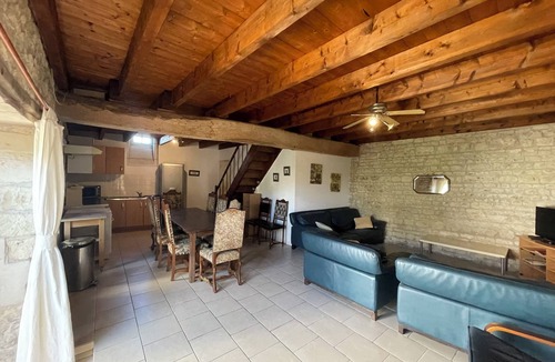 Duil-sur-le-Mignon House | Gite Andromeda - Les Constellations