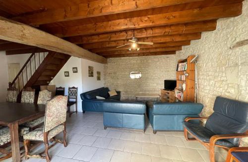 Duil-sur-le-Mignon House | Gite Andromeda - Les Constellations