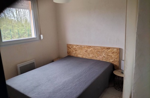 Lablachere Apartment | Gite Ardèche Sud with swimming pool, tennis, playground