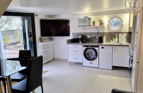Argenteuil Cottage | Gite Argenteuil, 1 bedroom, 2 persons