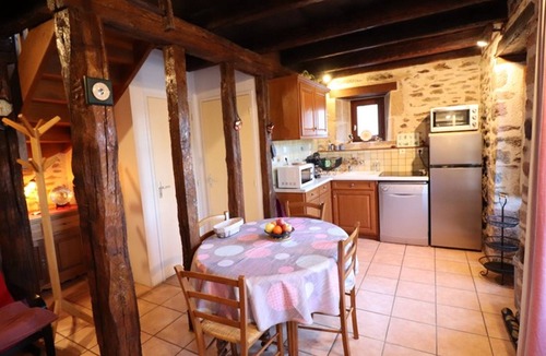 Arnac Cottage | Gite Arnac, 2 bedrooms, 4 persons