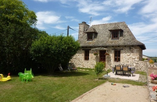 Arnac Cottage | Gite Arnac, 2 bedrooms, 4 persons