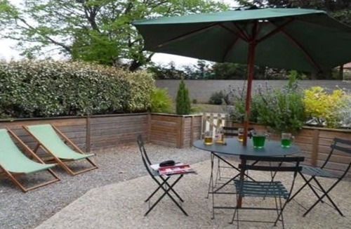 Marseillette House | Gite Arranged In A Former Wine Cellar Overlooking The Canal Du Midi