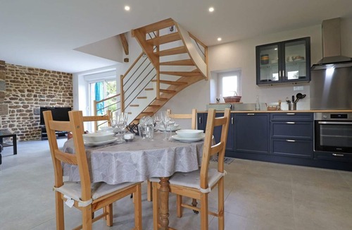 La Carneille Cottage | Gite Athis-Val de Rouvre, 2 bedrooms, 4 persons