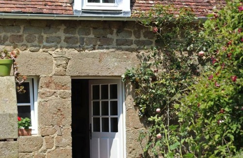 La Carneille Cottage | Gite Athis-Val de Rouvre, 1 bedroom, 2 persons