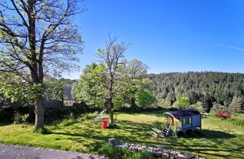 Lapte House | Gite atypique 14 couchages en pleine nature