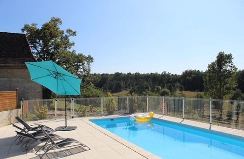 Saint-Pierre-de-Chignac House | Gite "Au bout du chemin "