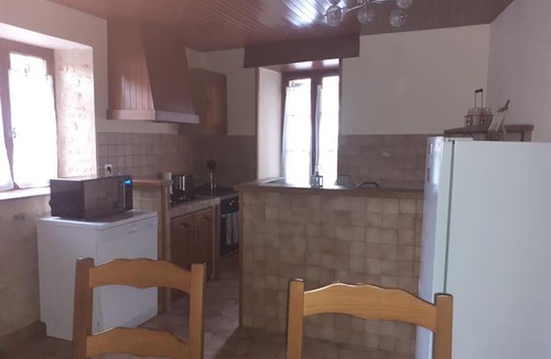 Salignac-Eyvignes House | Gite au cœur du village du Périgord noir