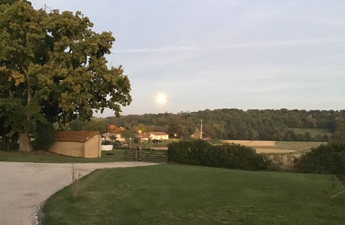 Cabas-Loumasses Cottage | Gite Au Débent Converted Barn Light,Airy,Spacious