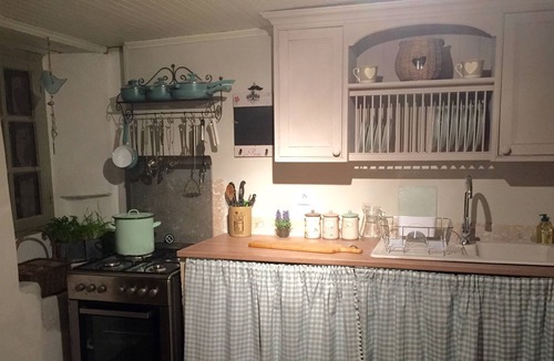 Monflanquin Cottage | Gite Au Lauche, Monflanquin Sleeps 2