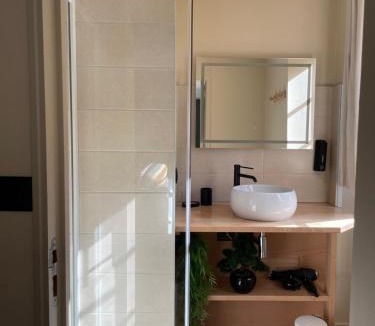 Campan Hotel | Gite Auberge Les Cascades