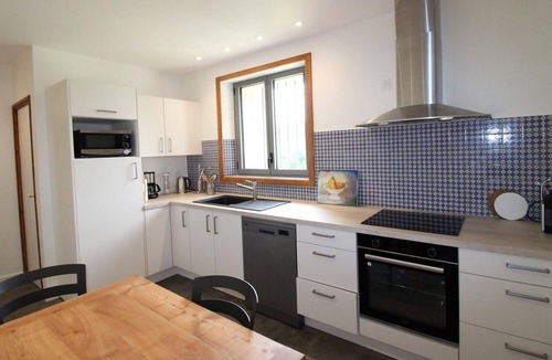 Aurillac Cottage | Gite Aurillac, 3 bedrooms, 6 persons