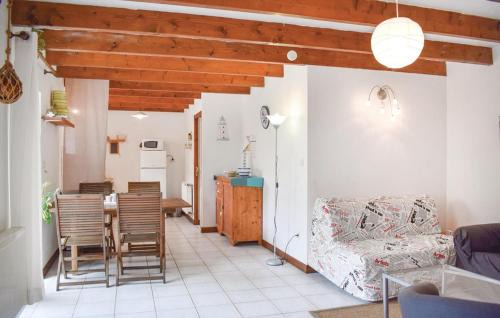 Pommerit-le-Vicomte House | Gite Aux Framboises