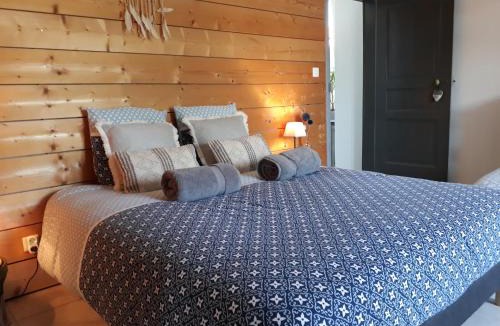 Lacroix-sur-Meuse House | Gite Aux Lauriers