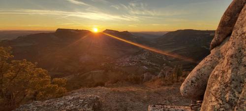 Tournemire House | Gite Aux Tourterelles