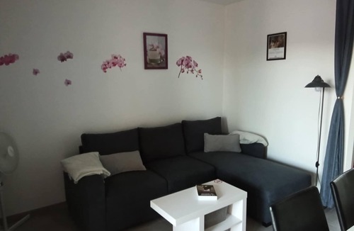 Saint-Martin-d'Ardeche Apartment | Gite Aven Marzal