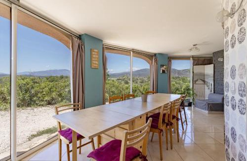 Rigarda House | Gite avec dortoirs